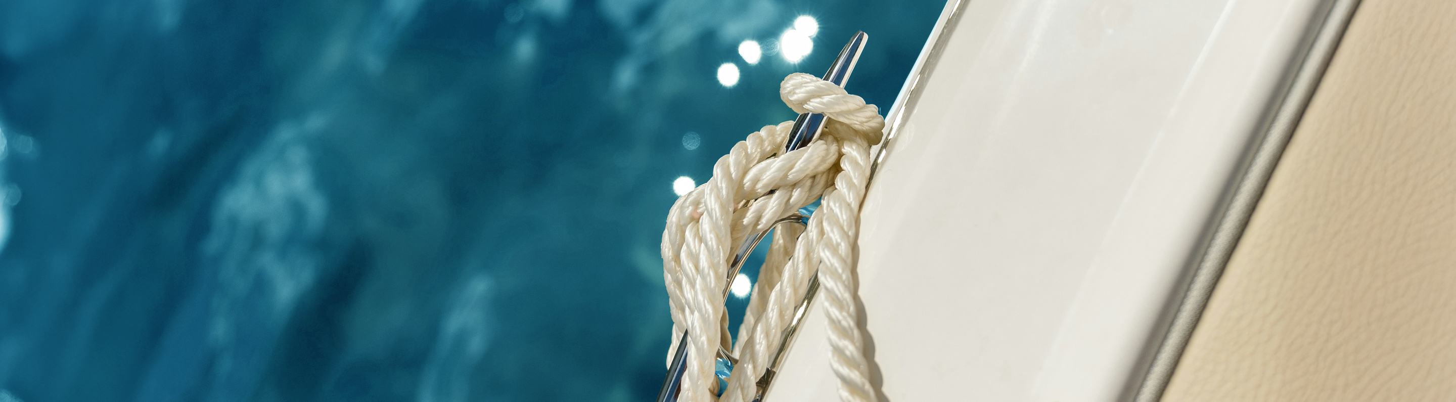 a rope tied to a metal post