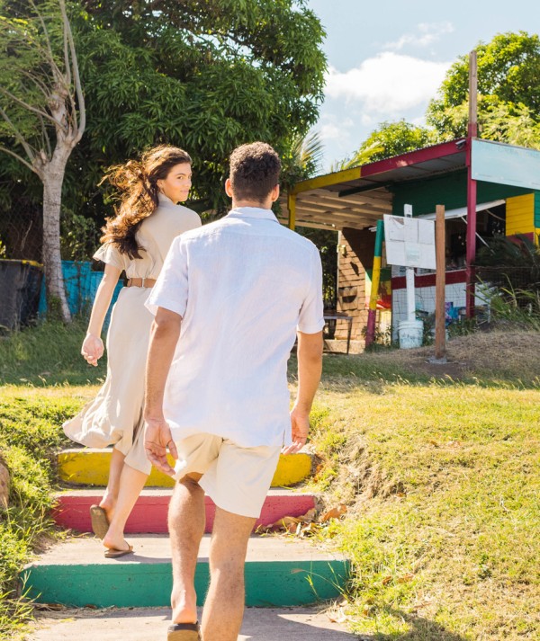 In St. Kitts, falling in love is a joyful journey. Like most adventures on the
island, it’s made up of equal parts sweet surprise and simple pleasures.