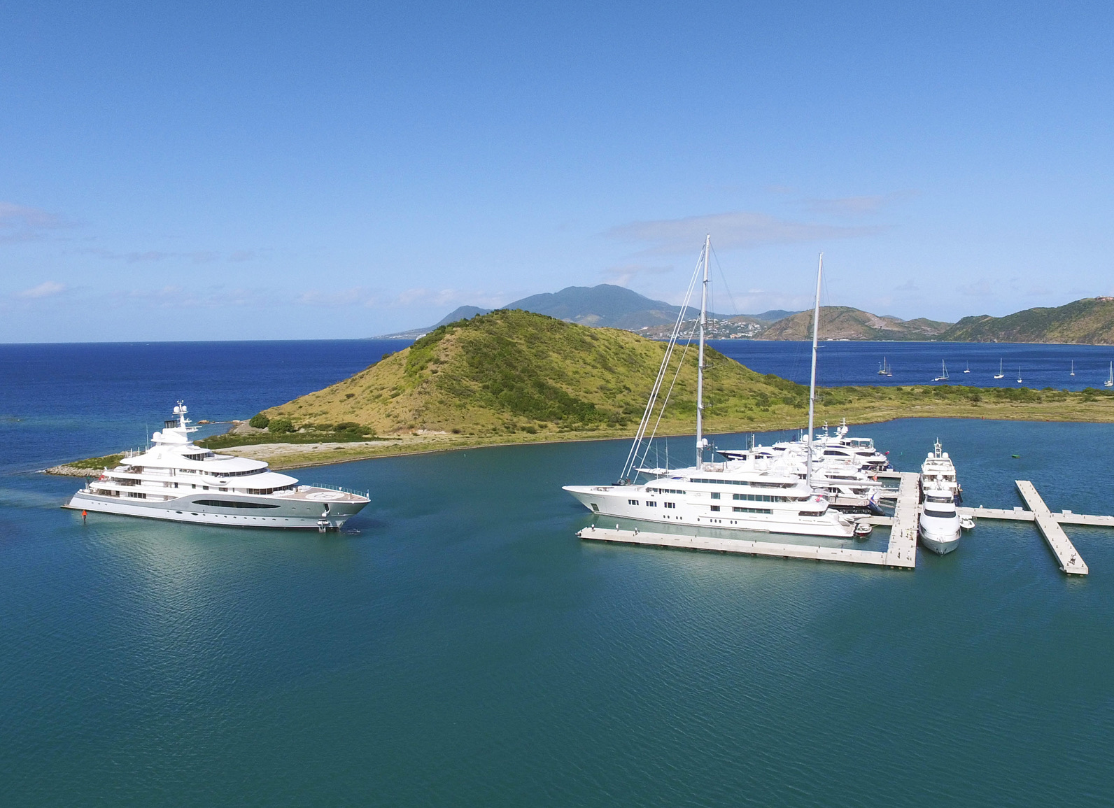 private yacht charter st kitts