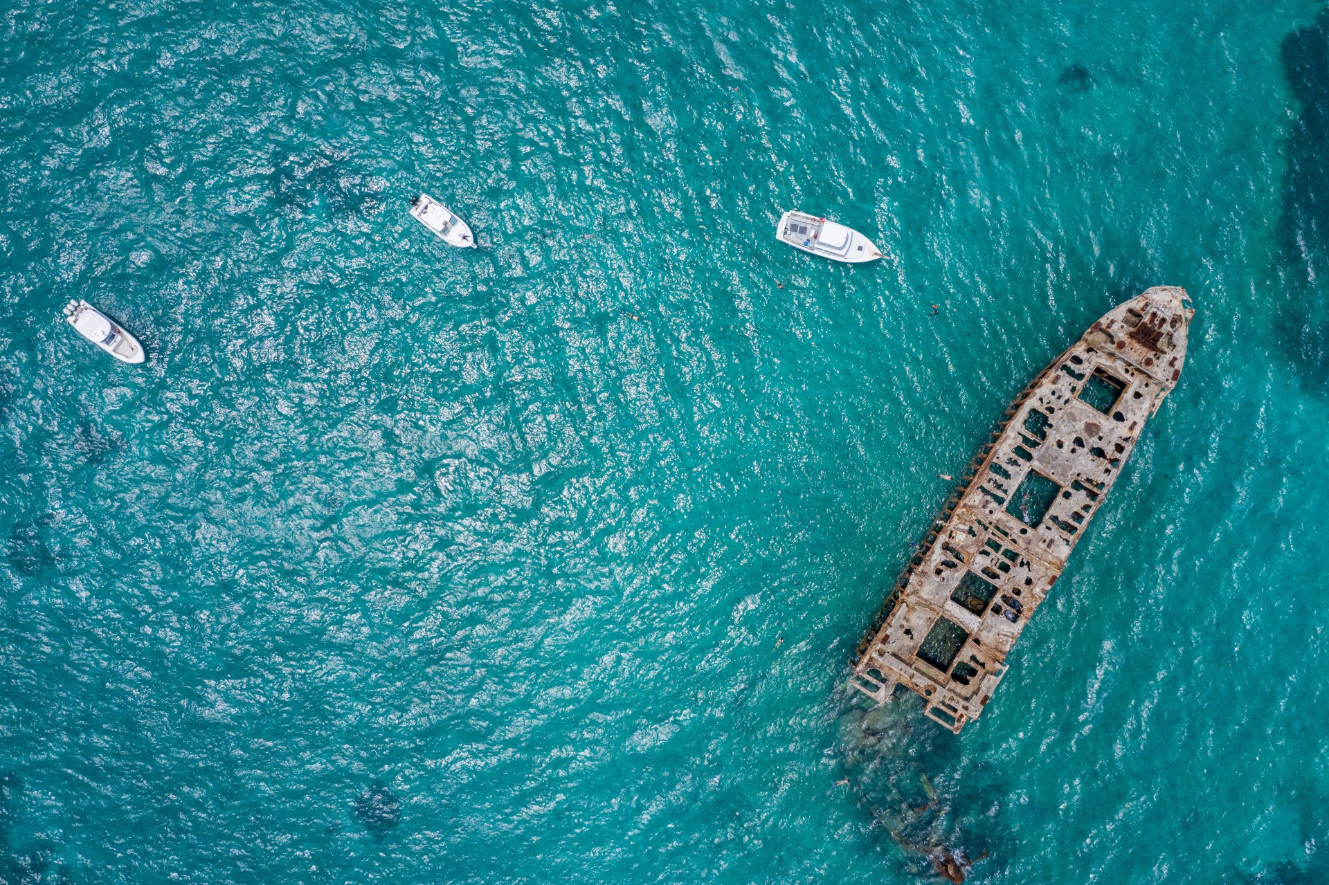 a shipwreck in the water