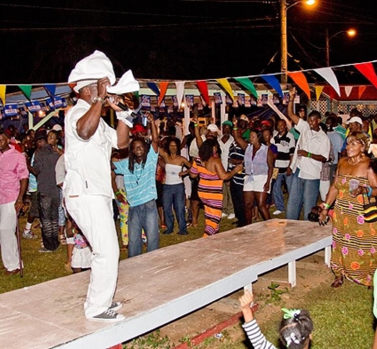 4d863e82 a078 4d0b b132 f13f64c7a11b bay fest 1