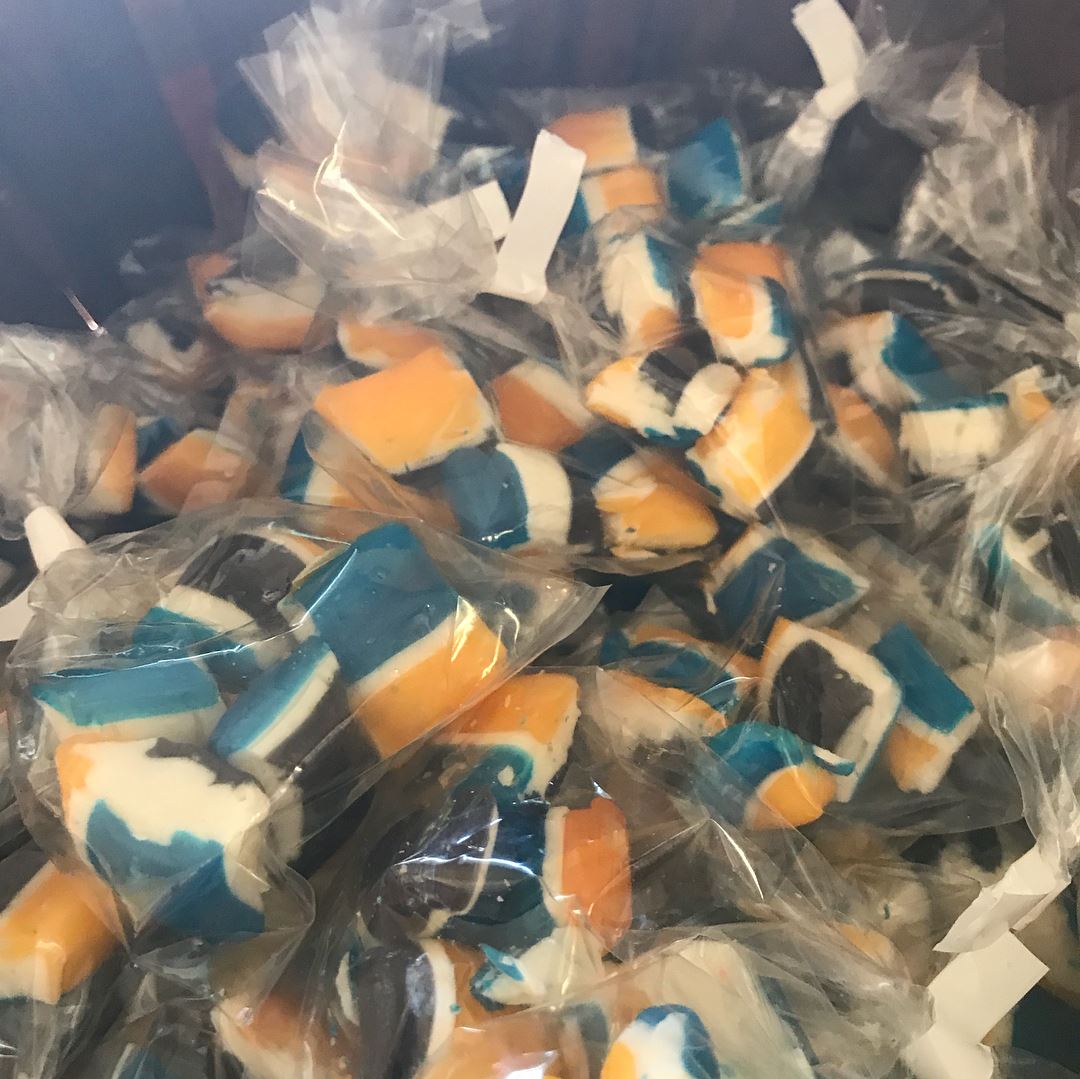 mortimers candies bahamian flag colors